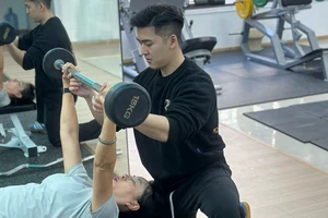 如何找到专业教练指导的比赛训练:全面指南与策略比较